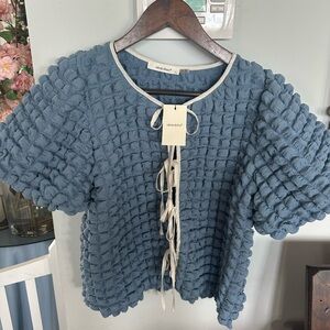 Textured Puff-Sleeve Tie-Front Top in Dusty Blue